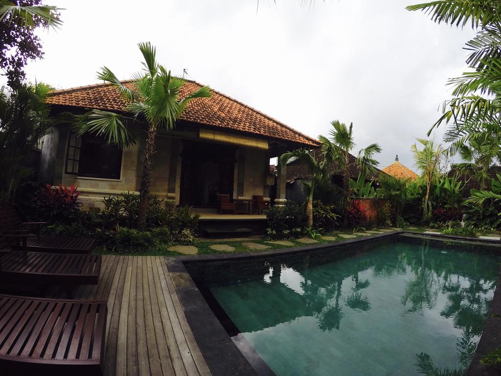 Cahyatika Bed & Breakfast Ubud Exterior foto