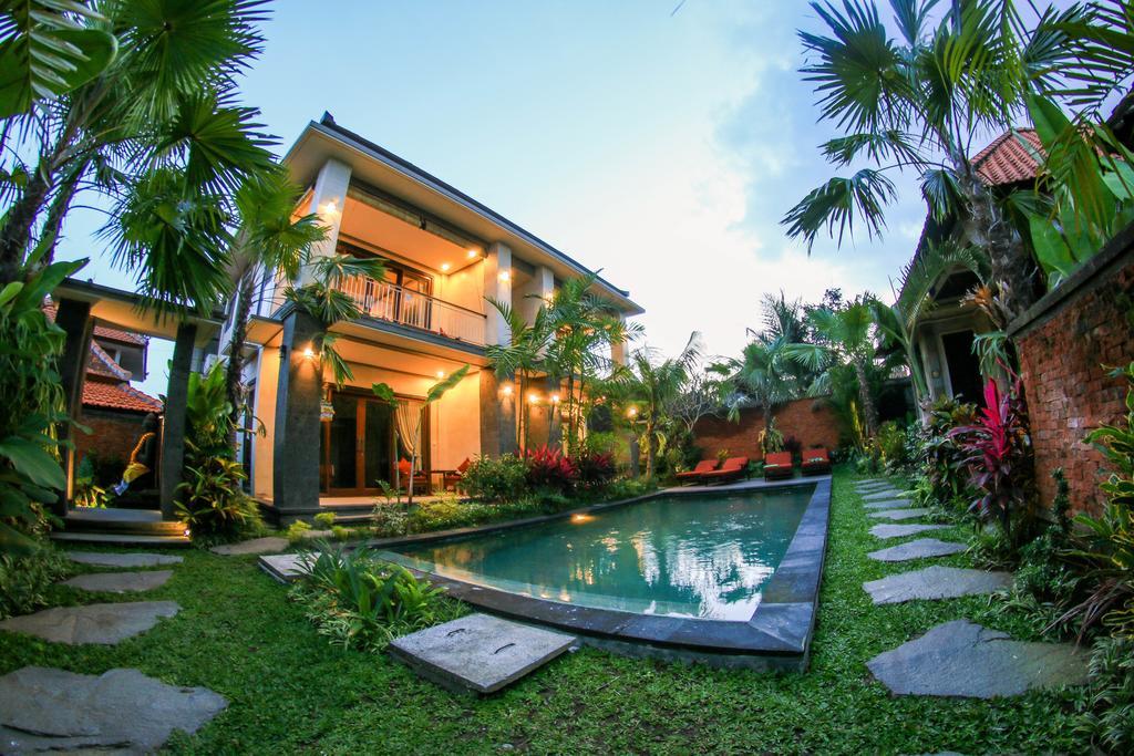 Cahyatika Bed & Breakfast Ubud Exterior foto